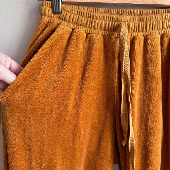 Stark X Velour Jogger Set Warm Goldenrod S/M - Picture 8 of 16